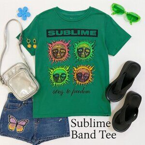 Sublime 40oz to Freedom Sun Faces Graphic Tee Green M NWOT Band Shirt